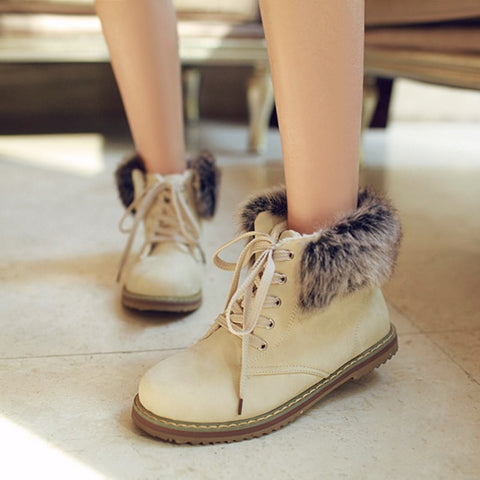 Fur boots lace up round toe