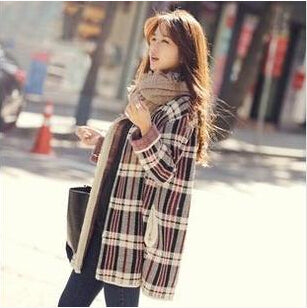 Women's round neck Plaid Sweater